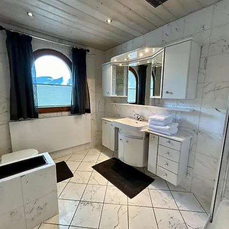145m2ferienwohnung Haas Fügen