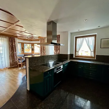 145m2ferienwohnung Haas شقة *