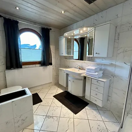 145m2ferienwohnung Haas *